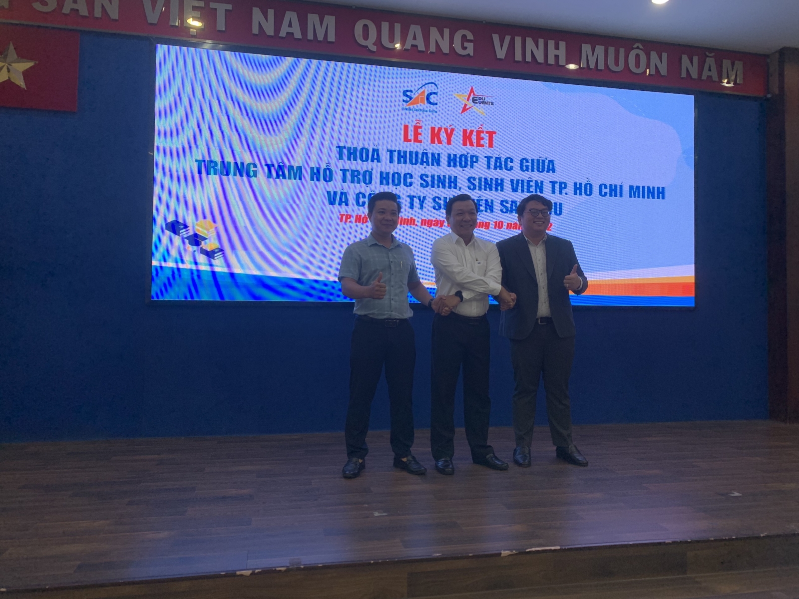 Ki ket giua SAC va Sao Edu thanh cong